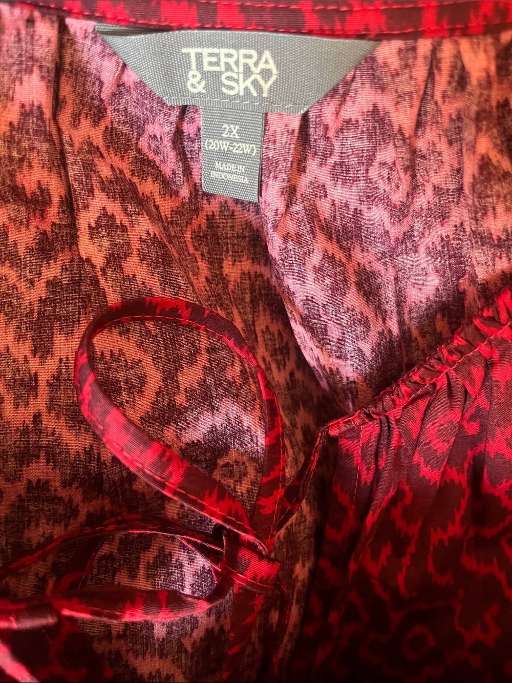 Women’s Terra & Sky Red Patterned Tie-Waist Dress - Picture 9 of 11